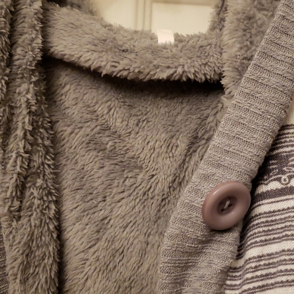 Jacket - Picture 2 of 4